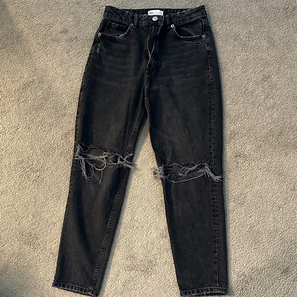 Zara Ripped Mom Denim Jeans